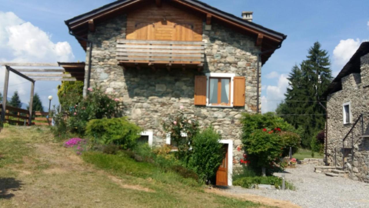Вилла Casa Delle Rose Тельо Экстерьер фото