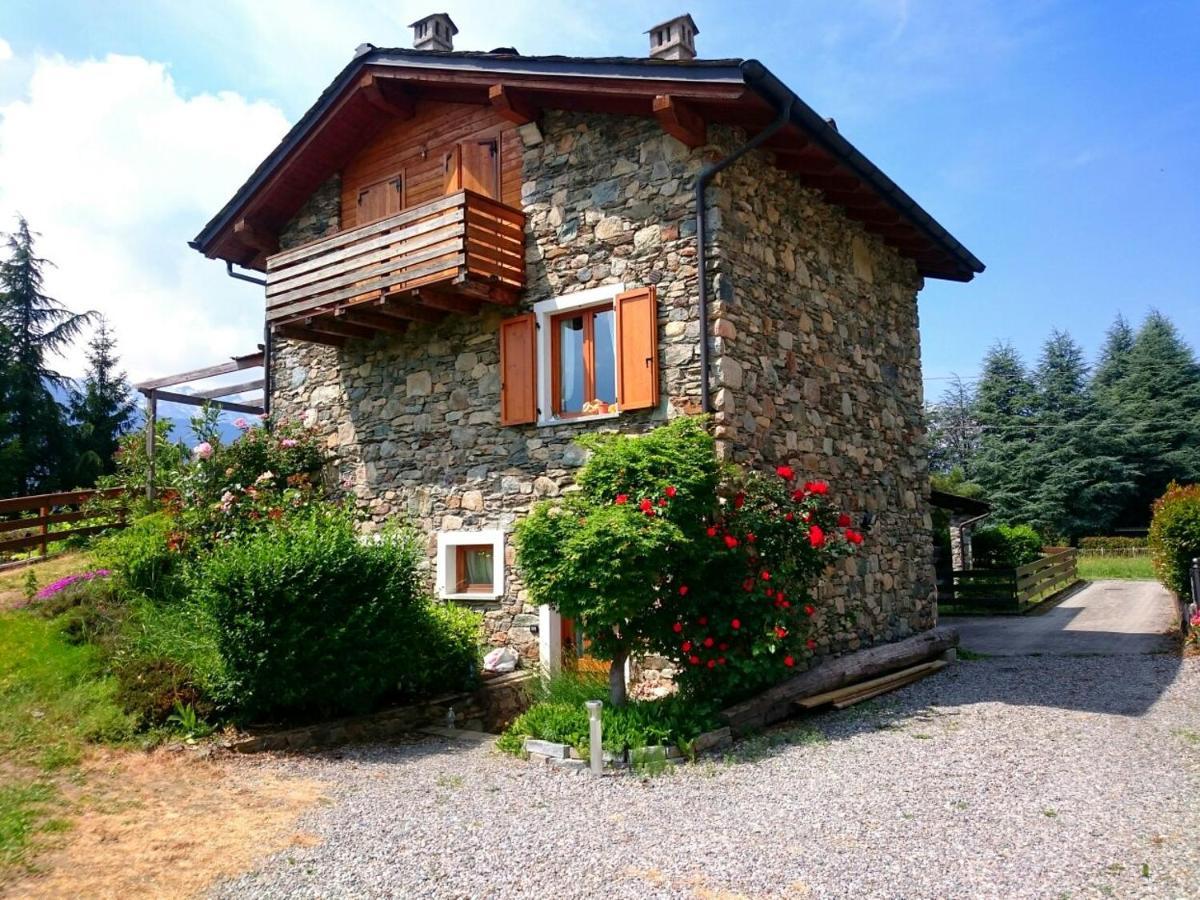 Вилла Casa Delle Rose Тельо Экстерьер фото