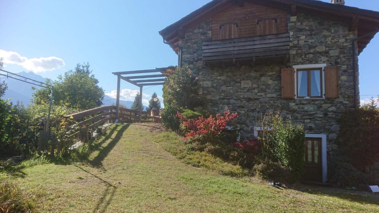 Вилла Casa Delle Rose Тельо Экстерьер фото